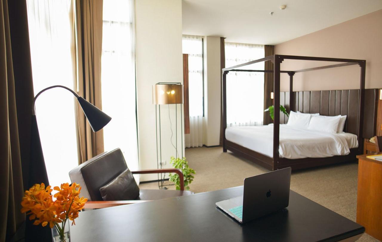 Grand Howard Hotel Бангкок Екстер'єр фото
