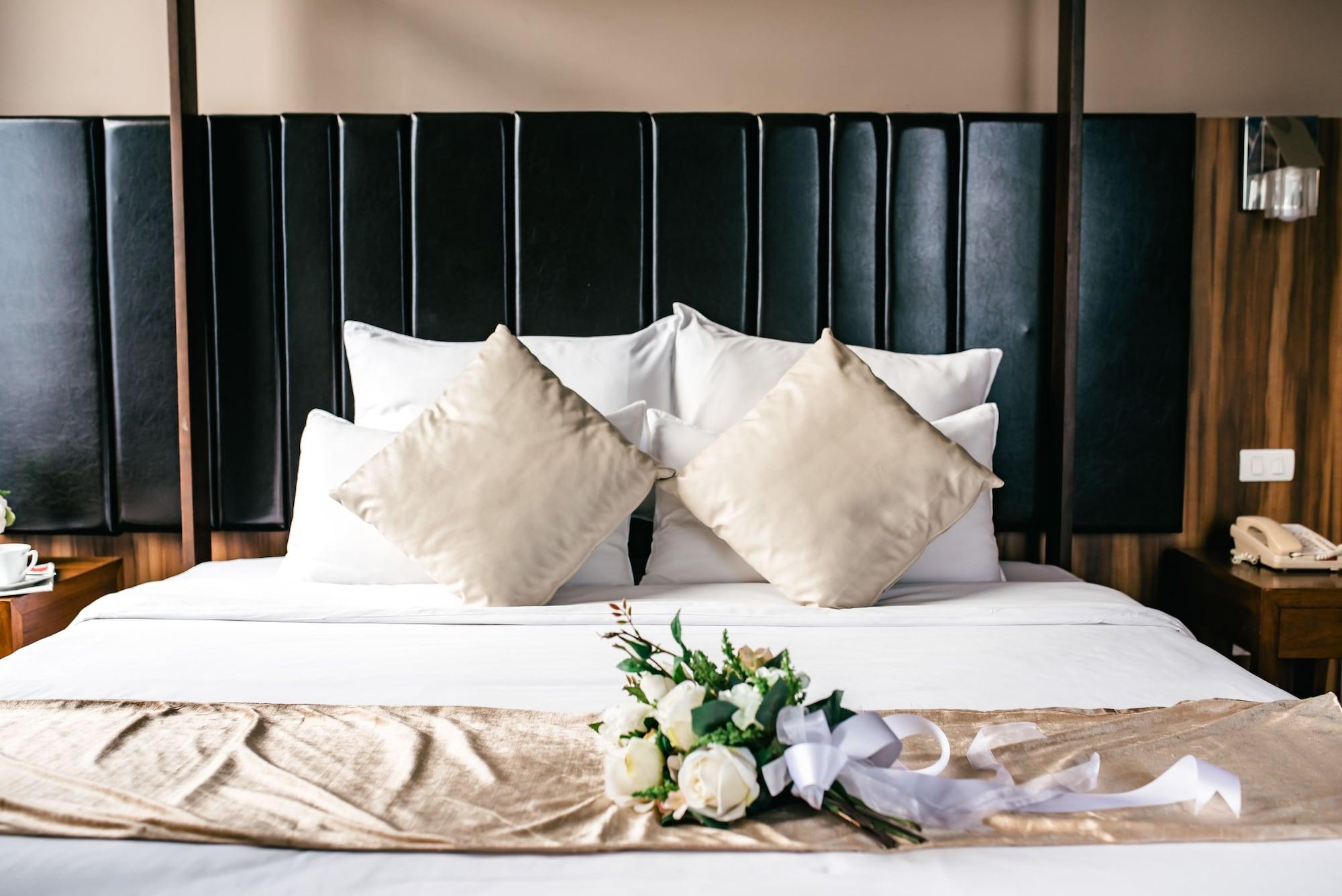 Grand Howard Hotel Бангкок Екстер'єр фото