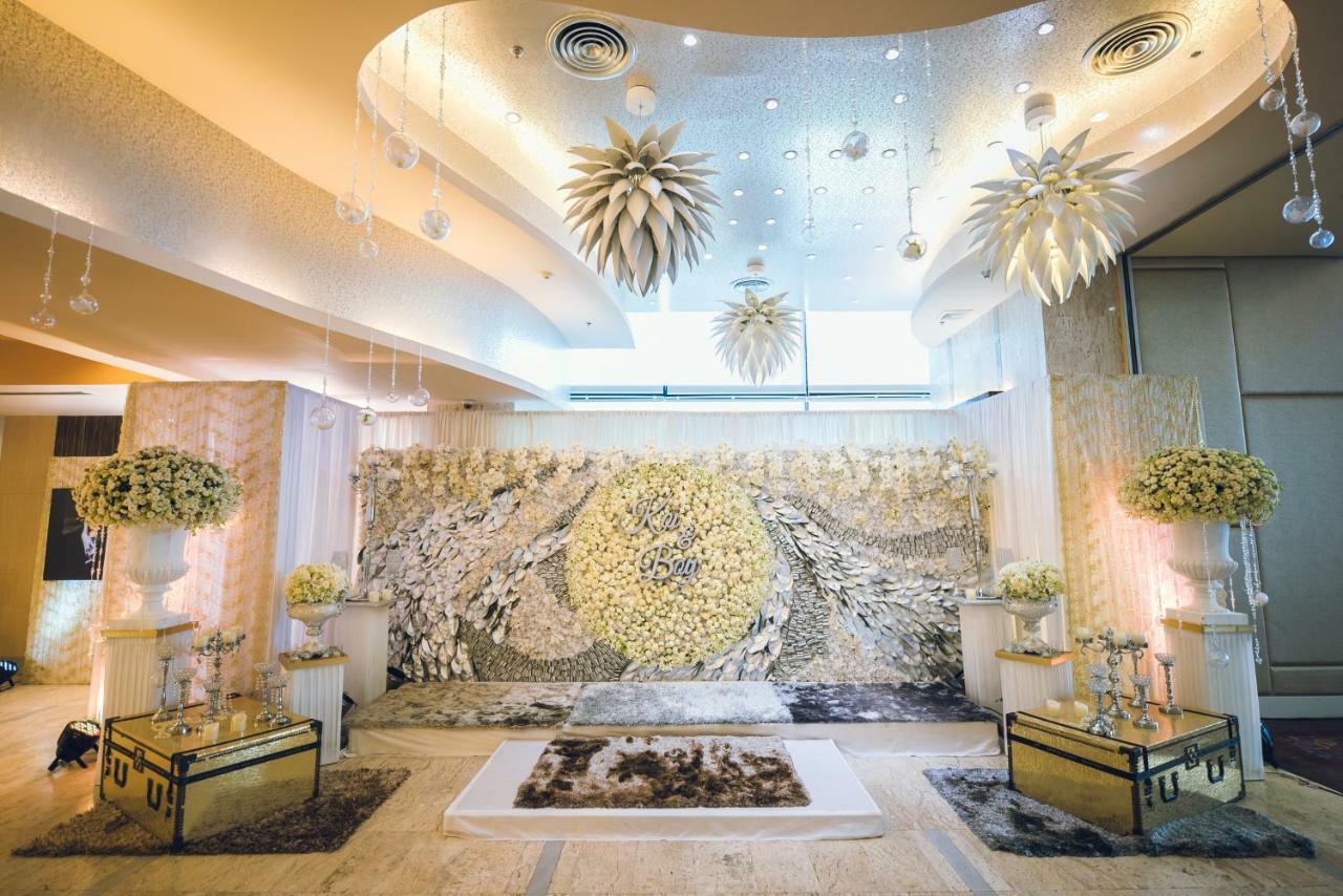 Grand Howard Hotel Бангкок Екстер'єр фото